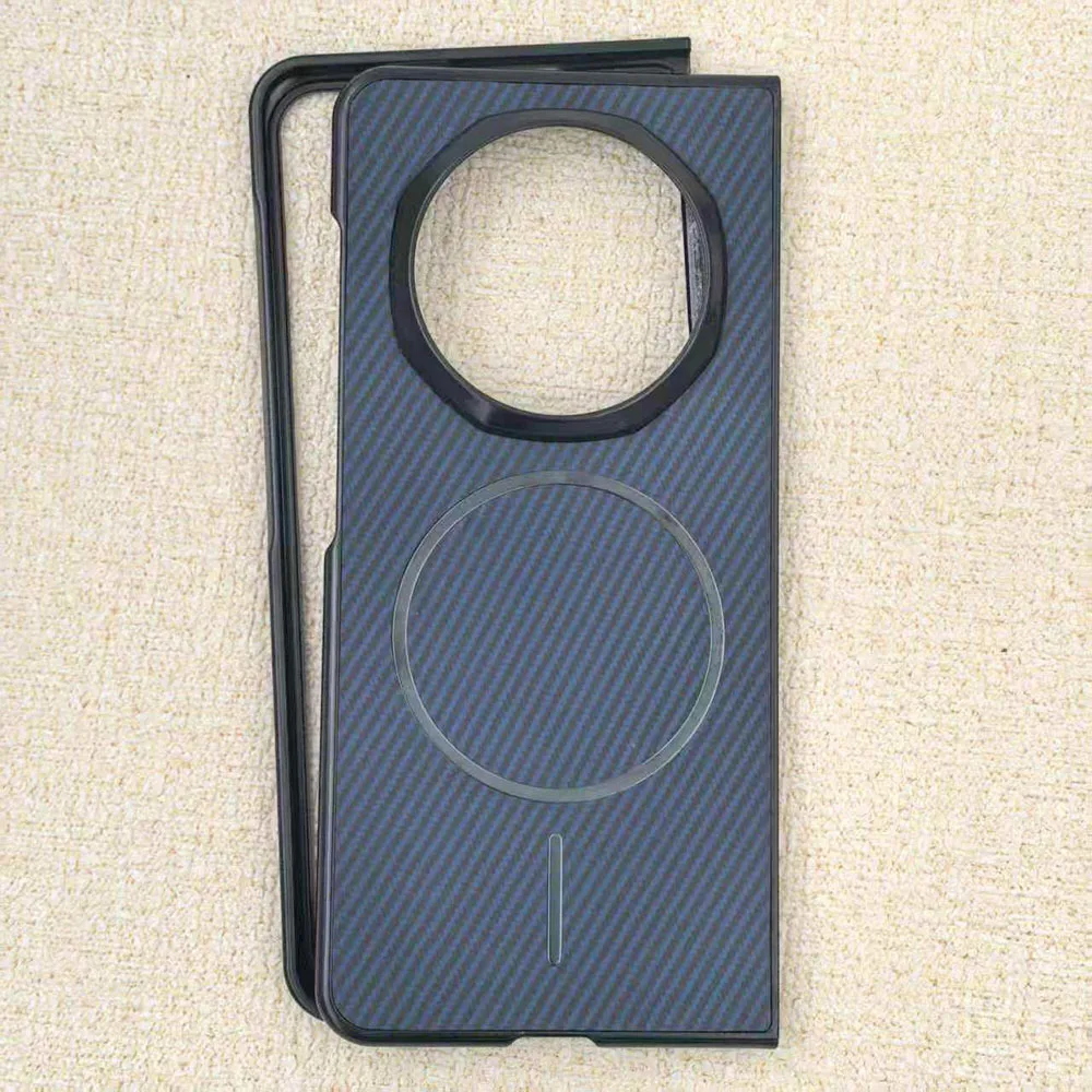 Premium Carbon Fiber Magnetic MagSafe Protective Back Cover