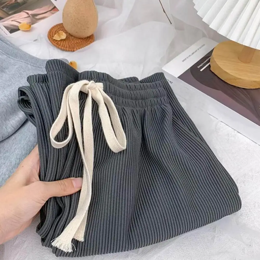 Рисунок 5 - Брюки женские эластичные с завышенной талией