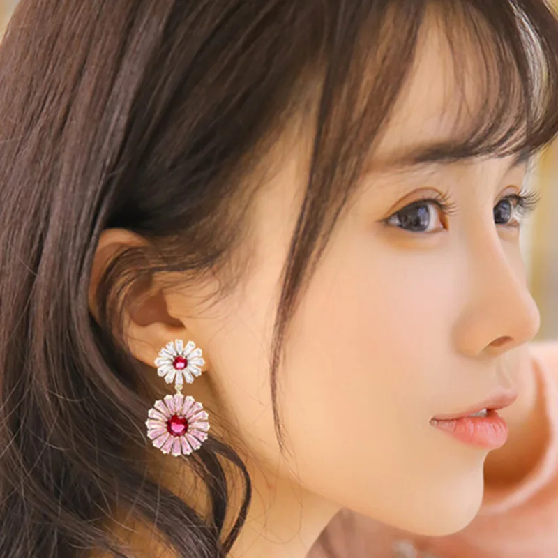 Trend Luxury Cubic Zirconia Flower Daisy Dangling Drop Earrings for Women Girl Wedding Daily Party Korean Fashion Jewelry Gifts