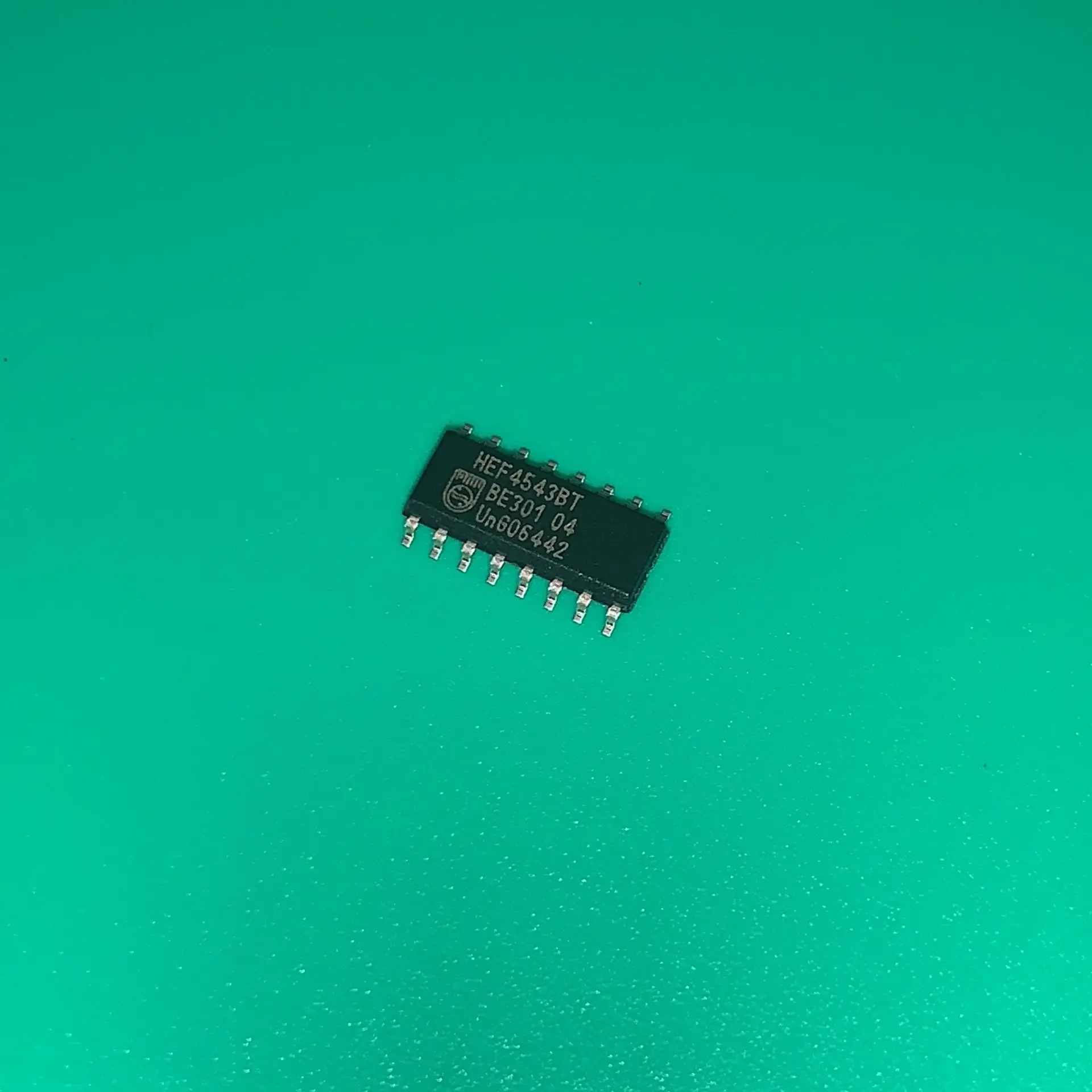 10pcs/lot HEF4543BT SOP16 HEF4543 BT IC DRVR 7 SEGMENT 16SO HEF4543BT,653 HEF4543BT653 HEF 4543BT HEF45438T HE F4543BT