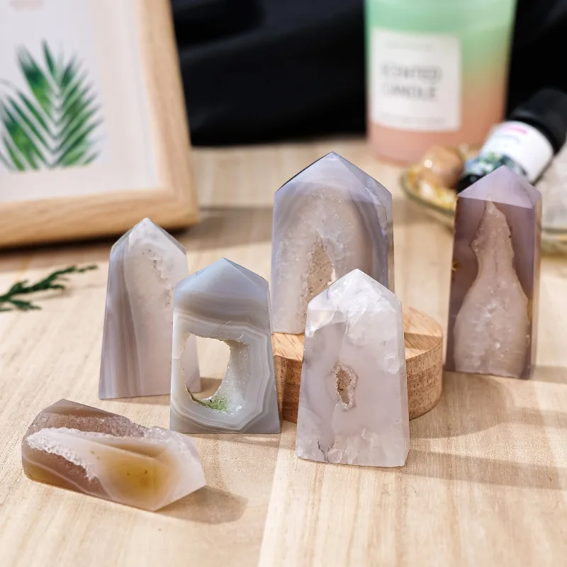 Random High Quality Geode Agate Point,Natural Crystal Point,Decoration,Gemstone Jewelry,Glitter,Christmas Gift.