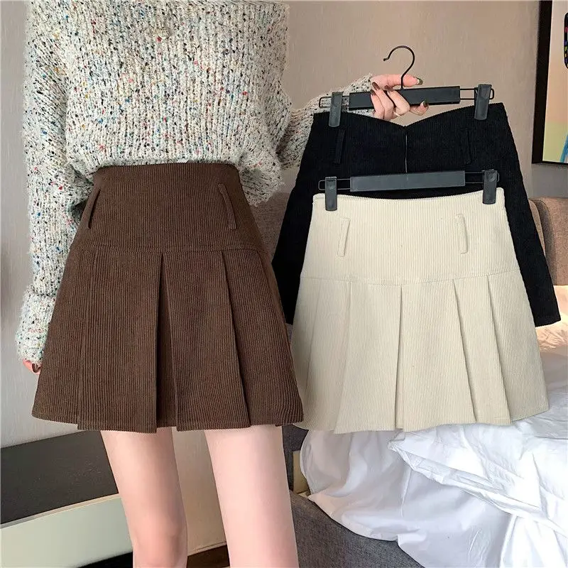 

Retro Corduroy Mini Skirt Women for Autumn Winter 2023 Spring New Design Sense Niche High Waist Slimming Pleated Skirt Women's