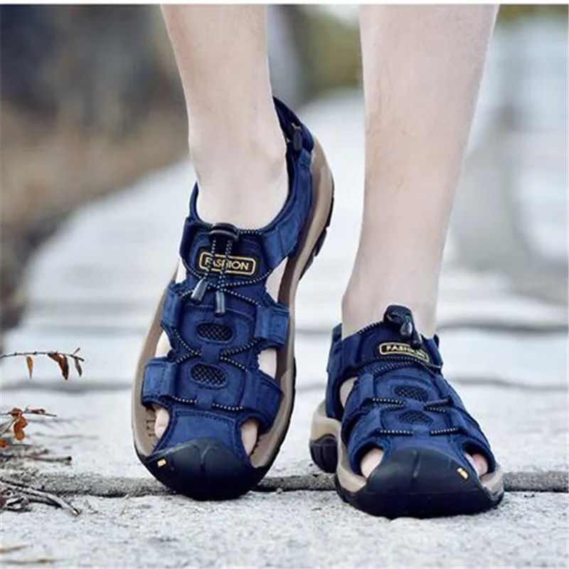 New Men's Summer Single Shoes Sandals Men Outdoor Leather Baotou Breathable Slippers Wear-resistant Non-slip Sports Sandals