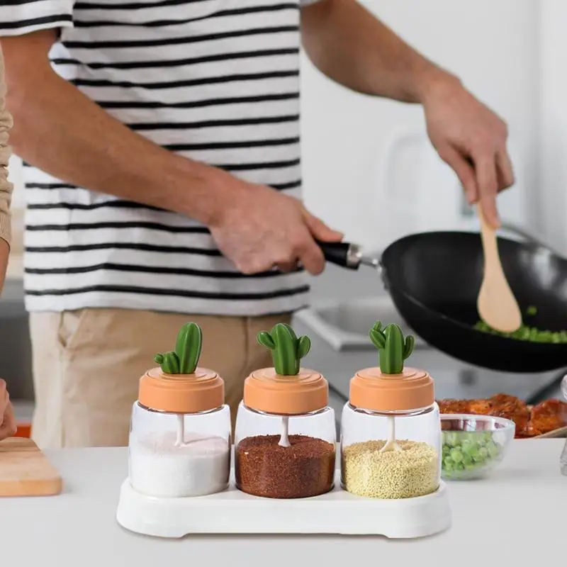 

Cactus Seasoning Box With Spoon Portable Spice Jar Salt Pepper Pots Food Grade Glass Cover Condiment for Kitchen Accessories