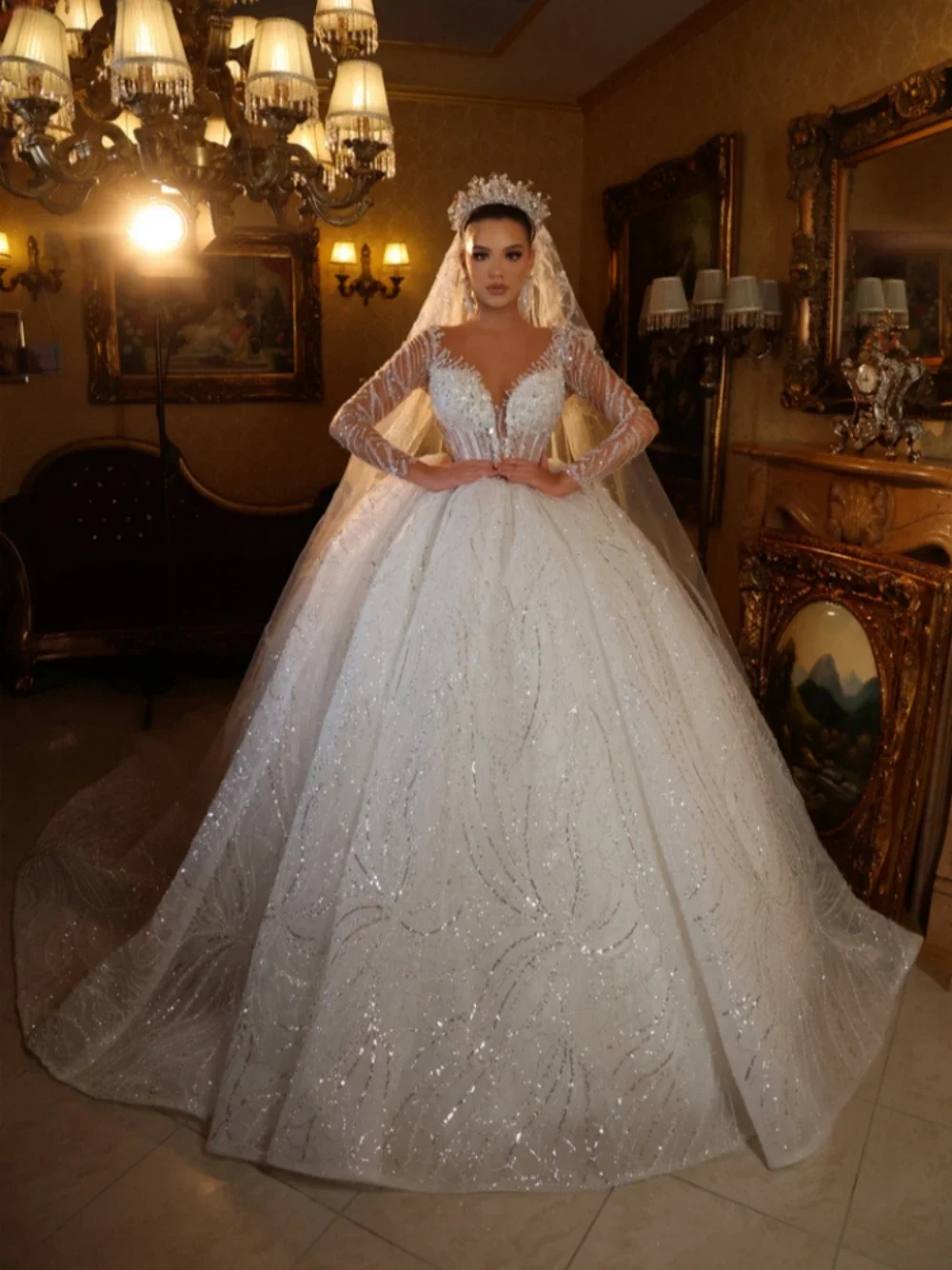 

Luxury Ball Gown Wedding Dresses Long Sleeves Sparkly Sequins Bridal Gowns Sweep Train Dubai Arabic Robe Vestidos De Novia 2024