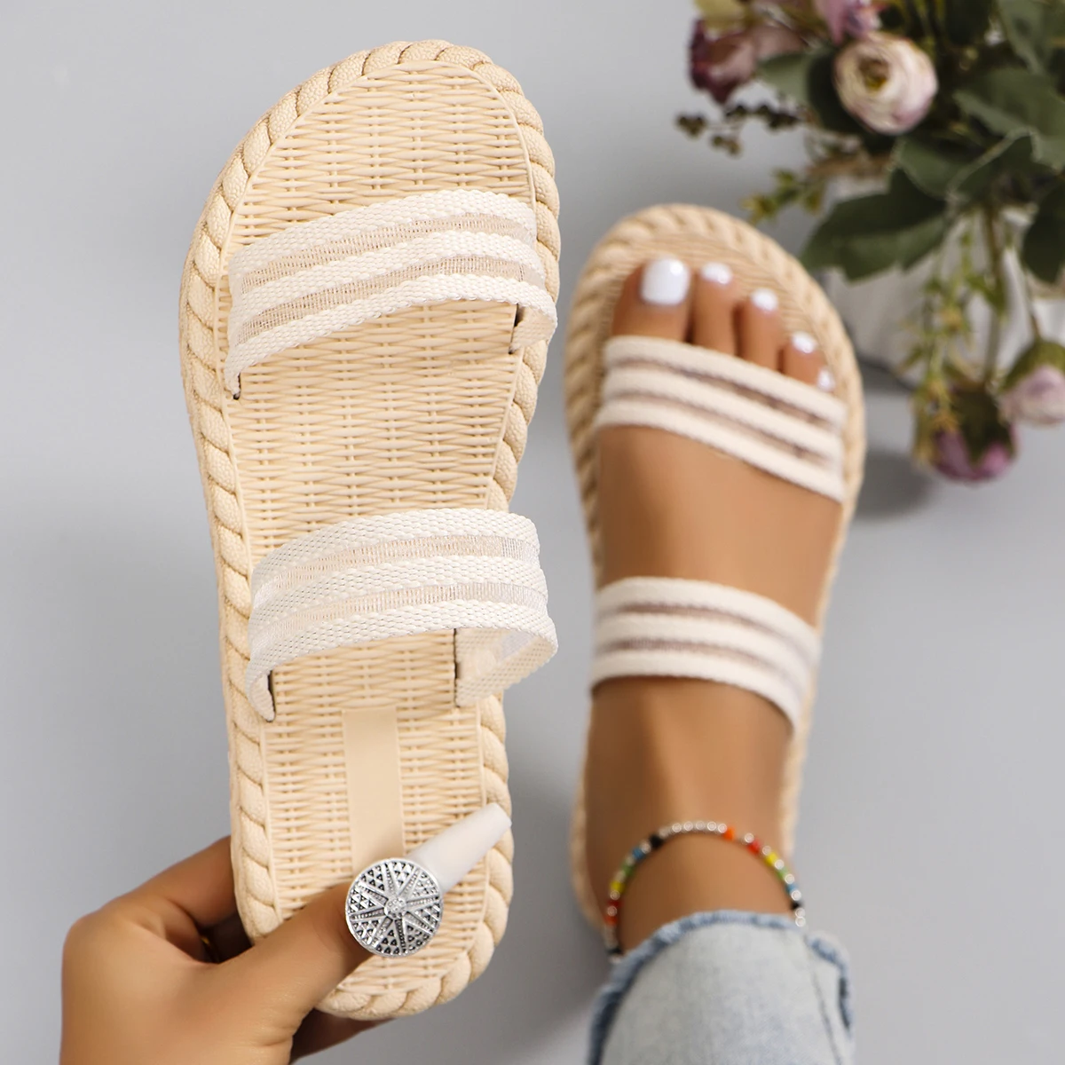 Women's fashion trend anti-slip wear comfortable lightweight double soft soled mid-heels sandals — view 4