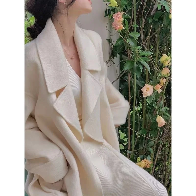 New Fashion Off White Woolen Coat For Women In Autumn And Winter, New Style, High Quality, Casual, Thickened Wool Coat Trend