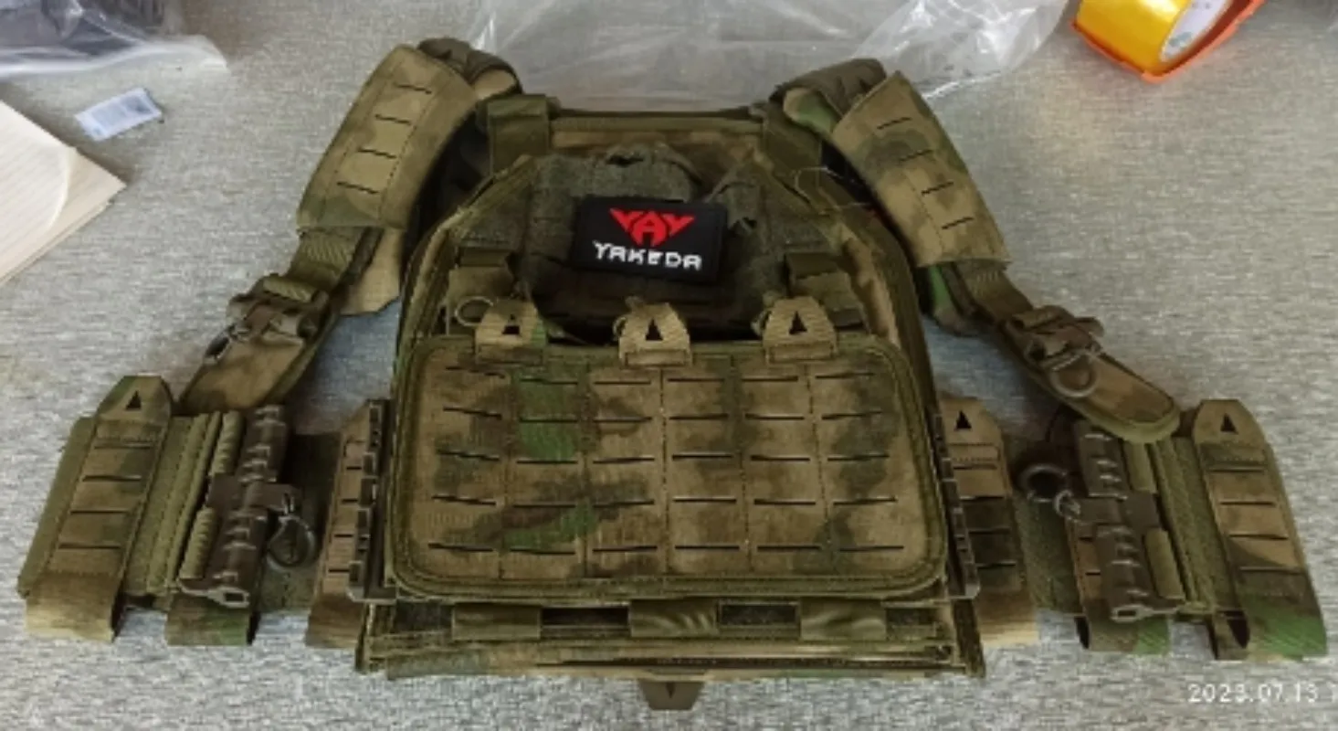 YAKEDA Tactical Vest Outdoor Hunting Plate Carrier Protective