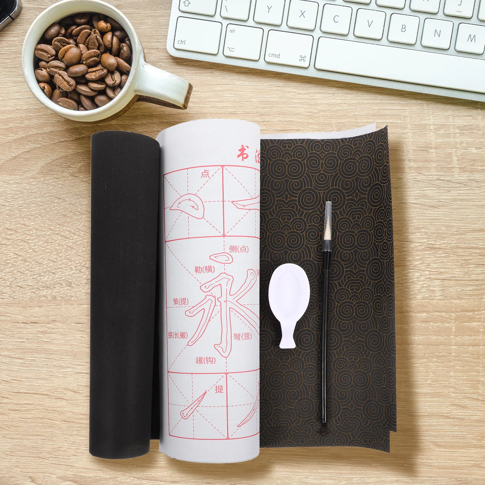 1 세트 접이식 서예 종이 중국 서예 연습을위한 물 흡수성 쓰기 천 재사용 가능한 아트 페인팅 매트 홈