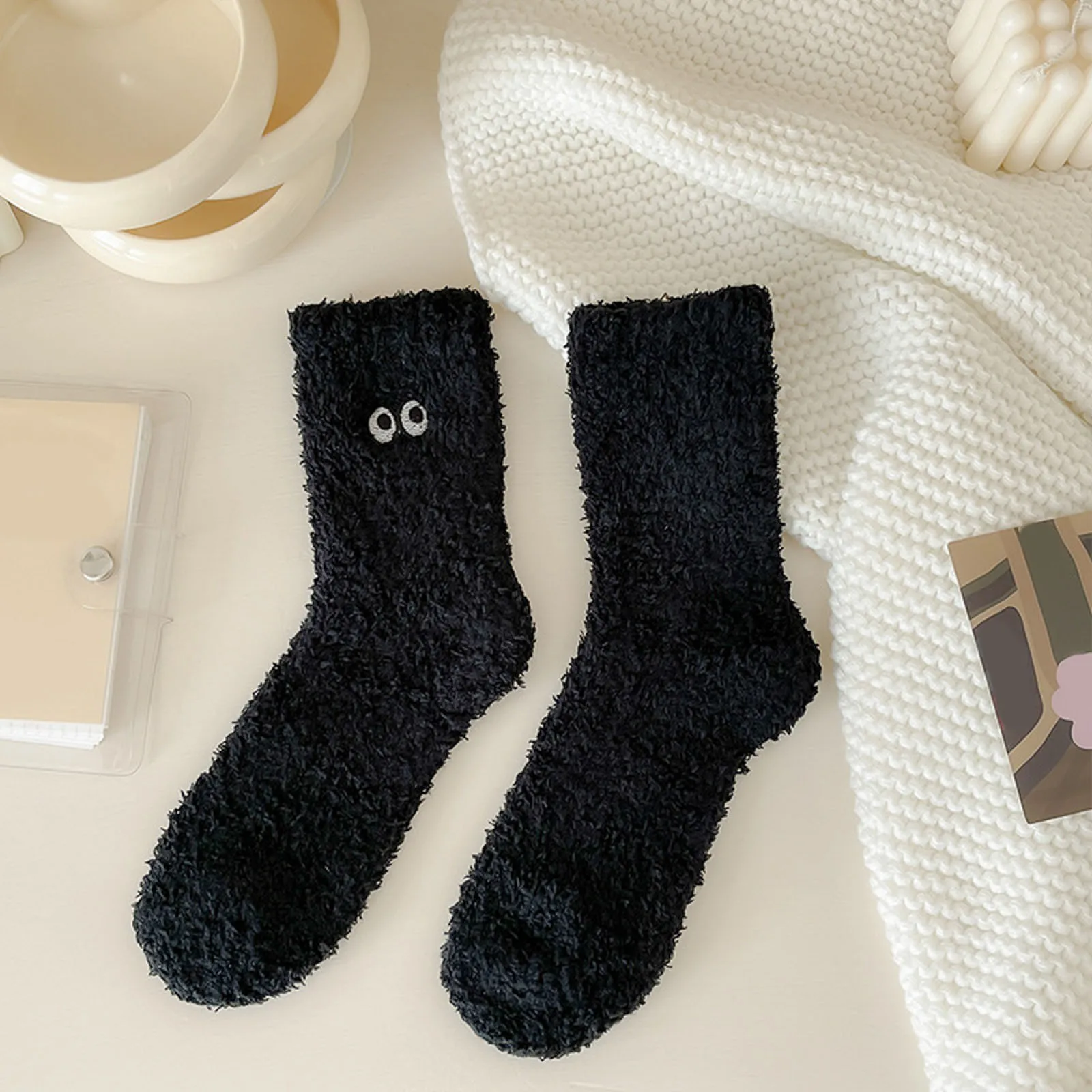 

2023 New Winter Warm Women Socks Thicken Wool Socks Eye Embroidery Fashion Long Socks Harajuku Happy Indoor Funny Cute Socks