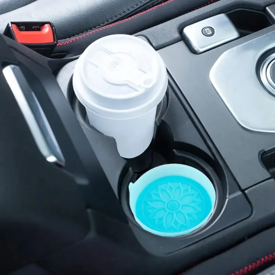 

2Pcs Silicone Car Interior Non-slip Mats Round Creative Fashion Placement Mat Car Decorative Mats Coaster Universal Accessories
