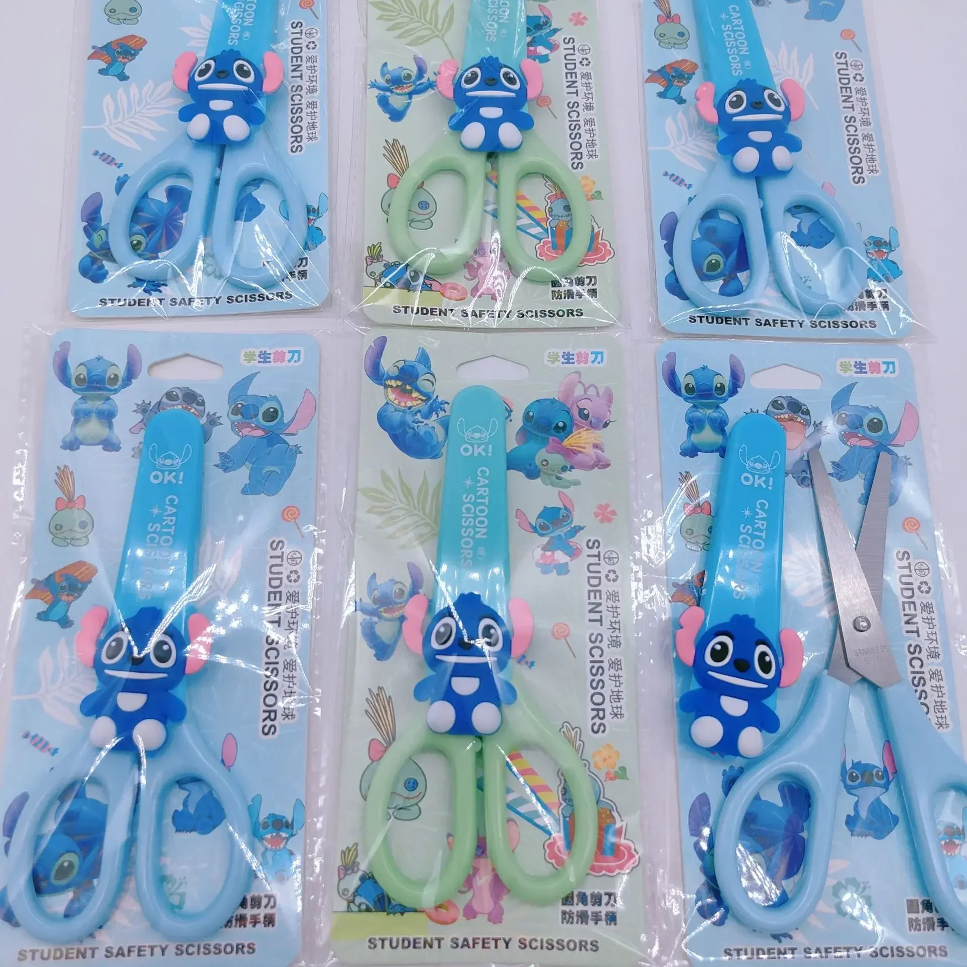 thumbnail image 5 of Tijeras de acero inoxidable de Disney Stitch, cortador de papel de silicona con dibujos animados de Lilo & Stitch, suministros para manualidades, papelería para estudiantes, 5 of 5