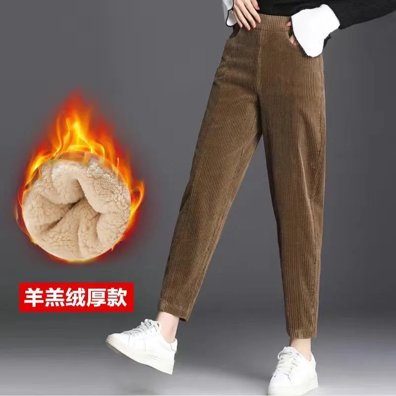 Corduroy brown [sheep velvet]