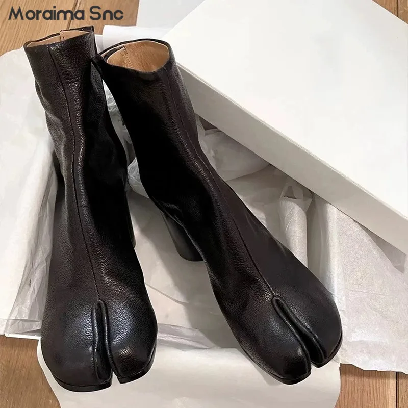 

Niche Design Leather Split-Toe Boots Thick Heel Mid-Calf Fashionable Chelsea Short Boots Personalized Women's Boots