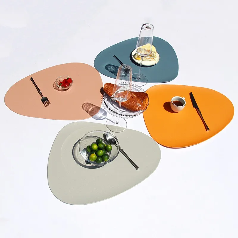 

Nordic Imitation Leather Insulated Placemat Household Waterproof and Oil Proof Table Anti-hot Restaurant Triangular Bowl Mat