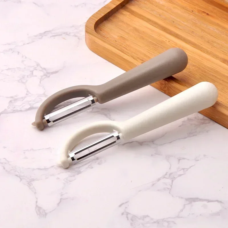 Stainless Steel Fruit & Veg Peeler 2