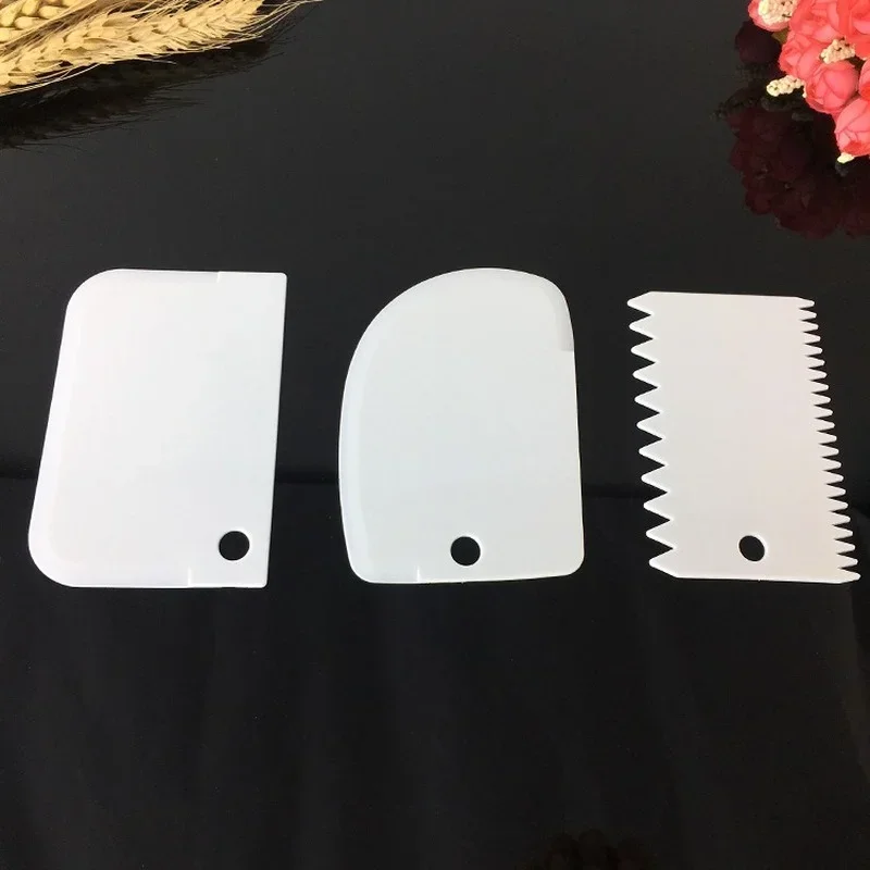 3pcs Cake Scraper Plastic Baking Tools Honey Cream Flour Scraper Supplies Household Kitchen Accessories Baking Gadgets baking tool baking accessories cake scraper