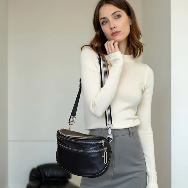 Fashion casual messenger women's bag soft leather women's fanny pack Korean version versatile simple shoulder women's bag