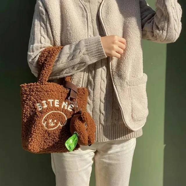 1PC Pet Bag Cute Plush Outdoor Portable Waste Bag Dispenser Carrier Dog Clean Bag Holder Storage Box Bag Accessories 2