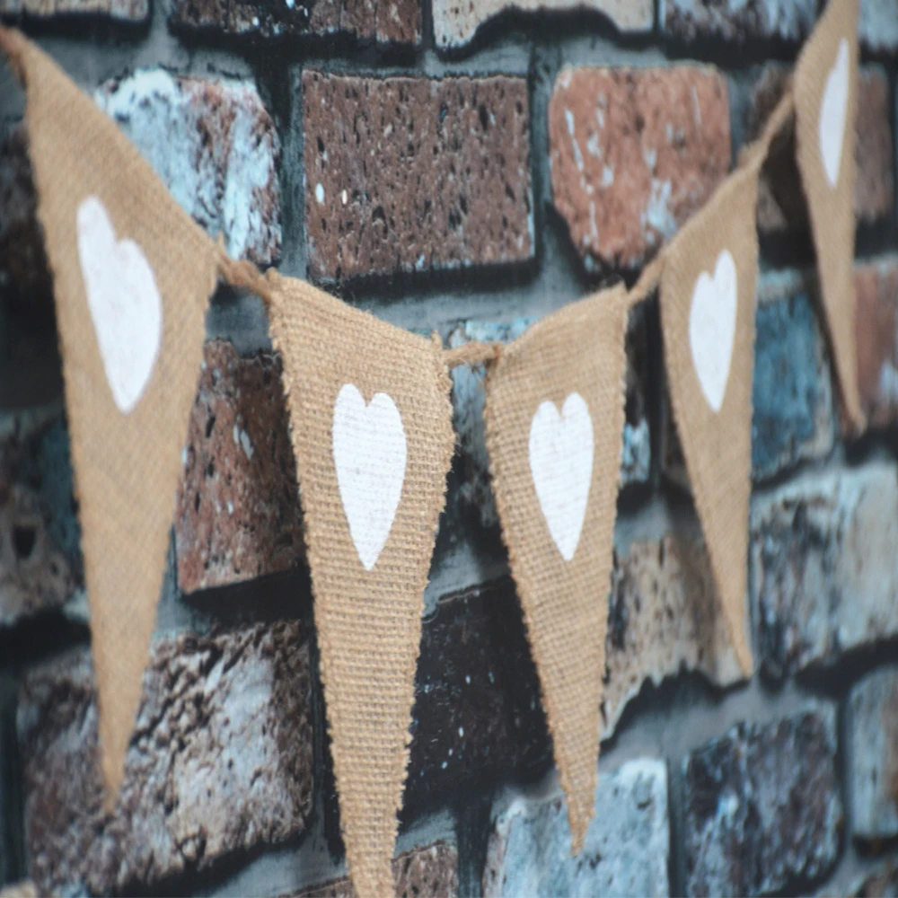 Vintage Hessian Bunting Love Heart Rustic Burlap Banner Fabric Cloth Flags Pennant Banner for Garden Party Christmas Birthday