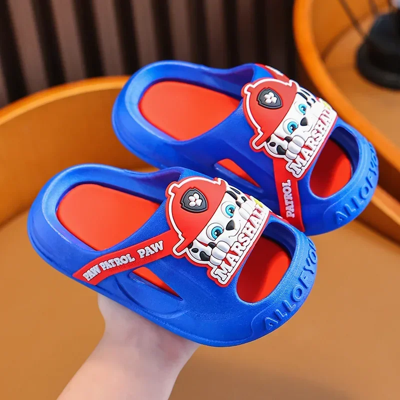 thumbnail image 1 of Figuras de la Patrulla Canina de Anime Chase, zapatillas para niños, zapatos de Casa antideslizantes con suela blanda de dibujos animados, chanclas creativas y cómodas con suela gruesa, 1 of 5