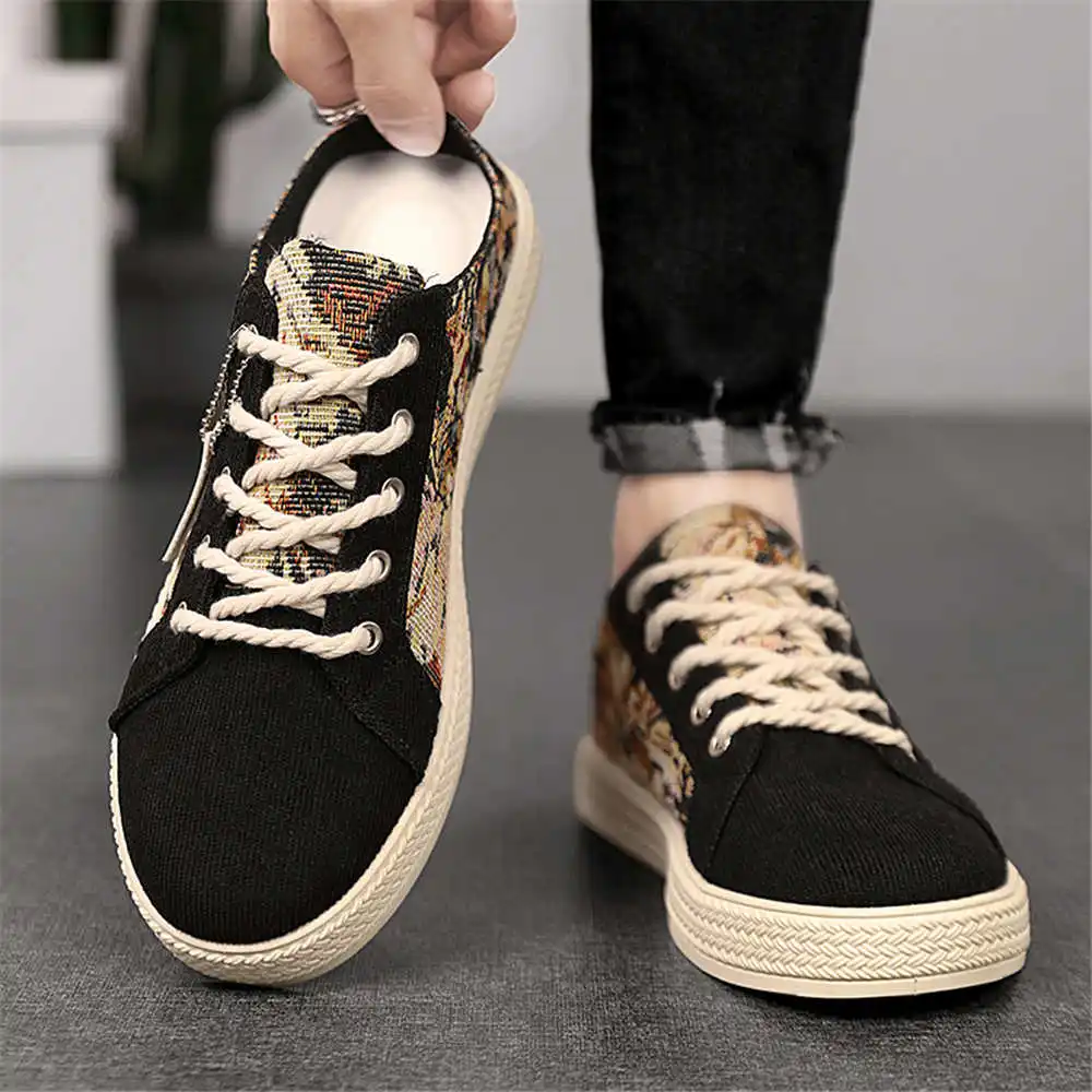 Sell and Buy SEPATU CASUAL SNEAKERS / SEPATU KETS PRIA ORIGINAL JK