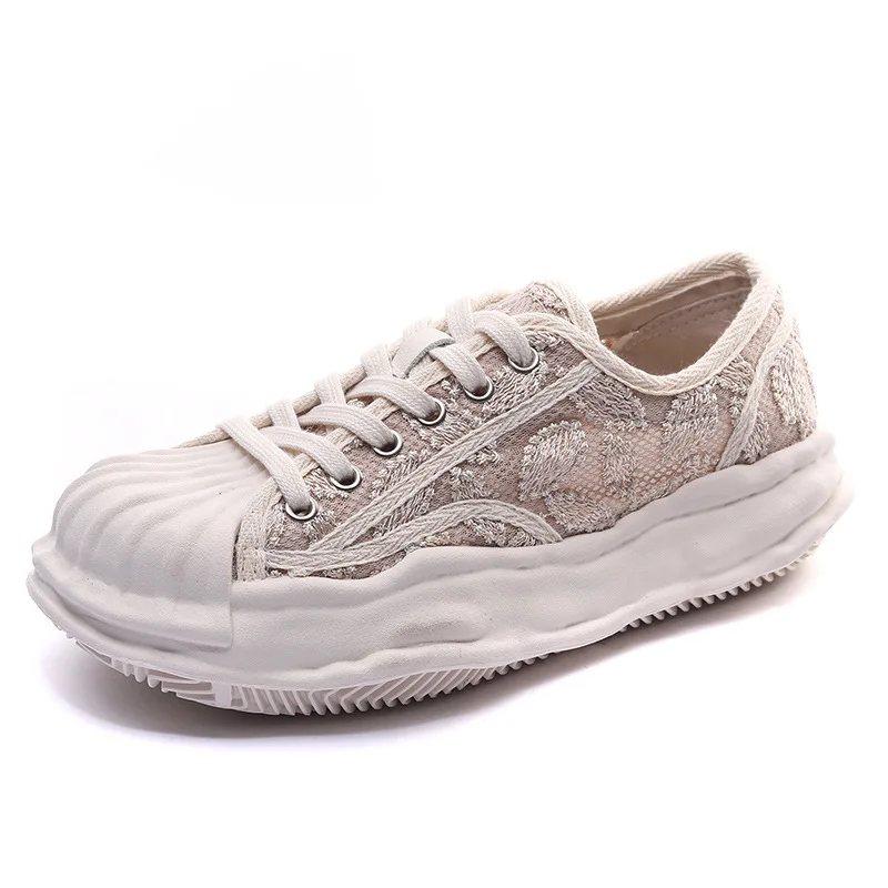 2022 Nuevo diseño de zapatos individuales para mujer, zapatillas de deporte, plataforma plana, zapatos bordados, zapatos planos con cordones