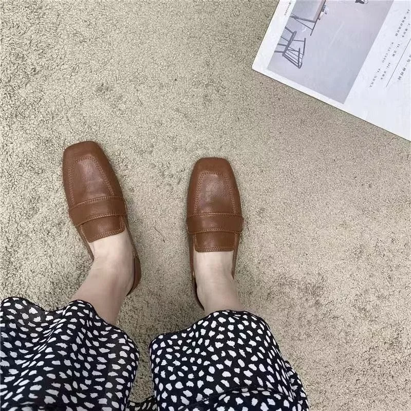 여성용 부드러운 가죽 플랫 바닥 캐주얼 신발 빈티지 젠틀 플랫 신발 간편하게 신을 수 있는 로퍼 부드러운 밑창 편안한 신발