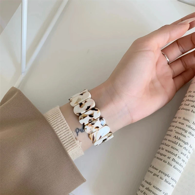 Sleek Resin Elastic Ring Strap - 20mm/22mm
