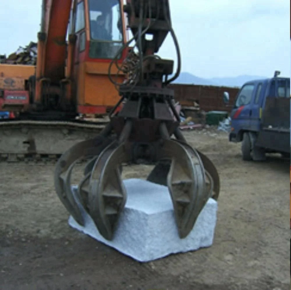 Products New Steel Scrap Metal Excavator Attachment Hydraulic Grab For Excavator