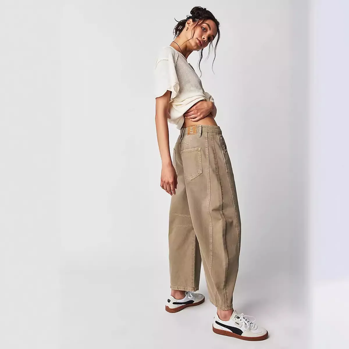 

Женские повседневные джинсы с широкими штанинами, винтажная уличная одежда с низкой посадкой, повседневные джинсы, с карманами и пуговицами, 2024