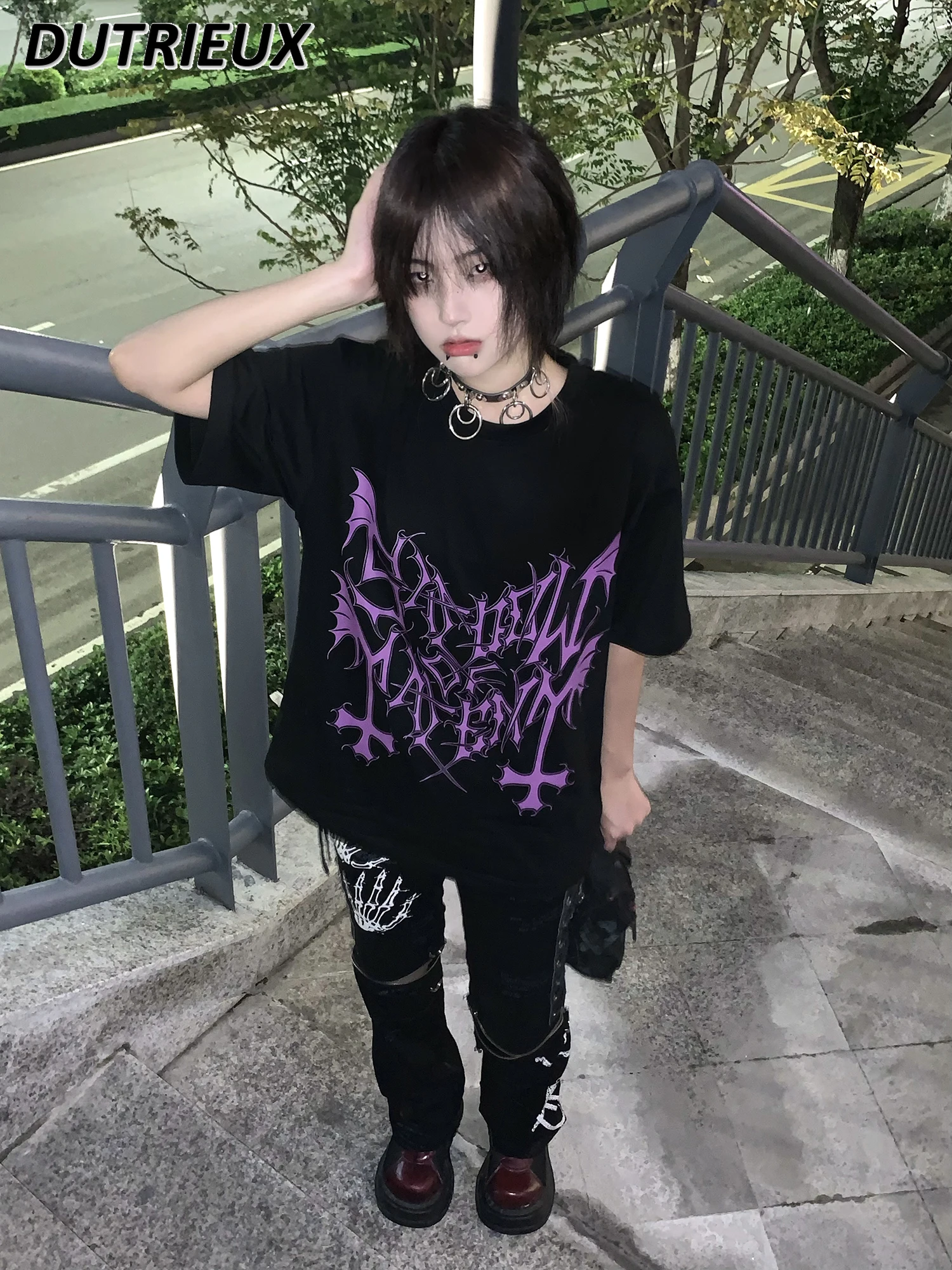 

Graphic T Shirts Letter Print T-shirt Dark Rock Loose Short Sleeve T-shirt Black Fashion Brand Half Sleeve Top for Women