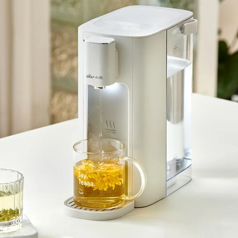 ตู้น้ำดื่มร้อนขนาดเล็ก220V สำหรับเดสก์ท็อปพร้อมเครื่องจ่ายน้ำแร่และเครื่องจ่ายความร้อนทันที 1