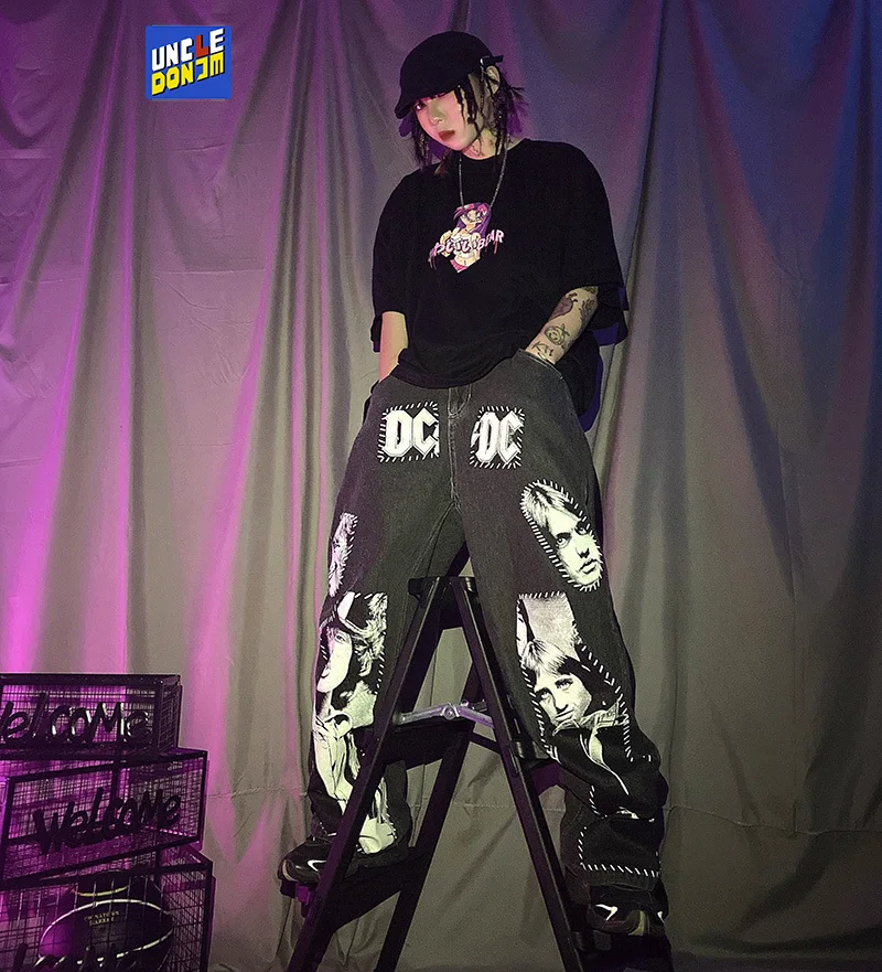 UNCLEDONJM High Street Patchwork Printed Jeans Ins Hip Hop Wide Leg Pants Men hip hop jeans men baggy jeans