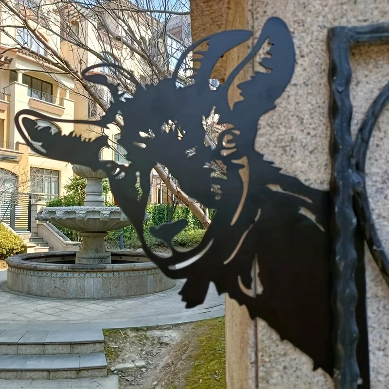 

Sheep Head Shape Iron Silhouette - Perfect for Outdoor Garden Fence, Animal Breeding Farms & Indoor Wall Decor