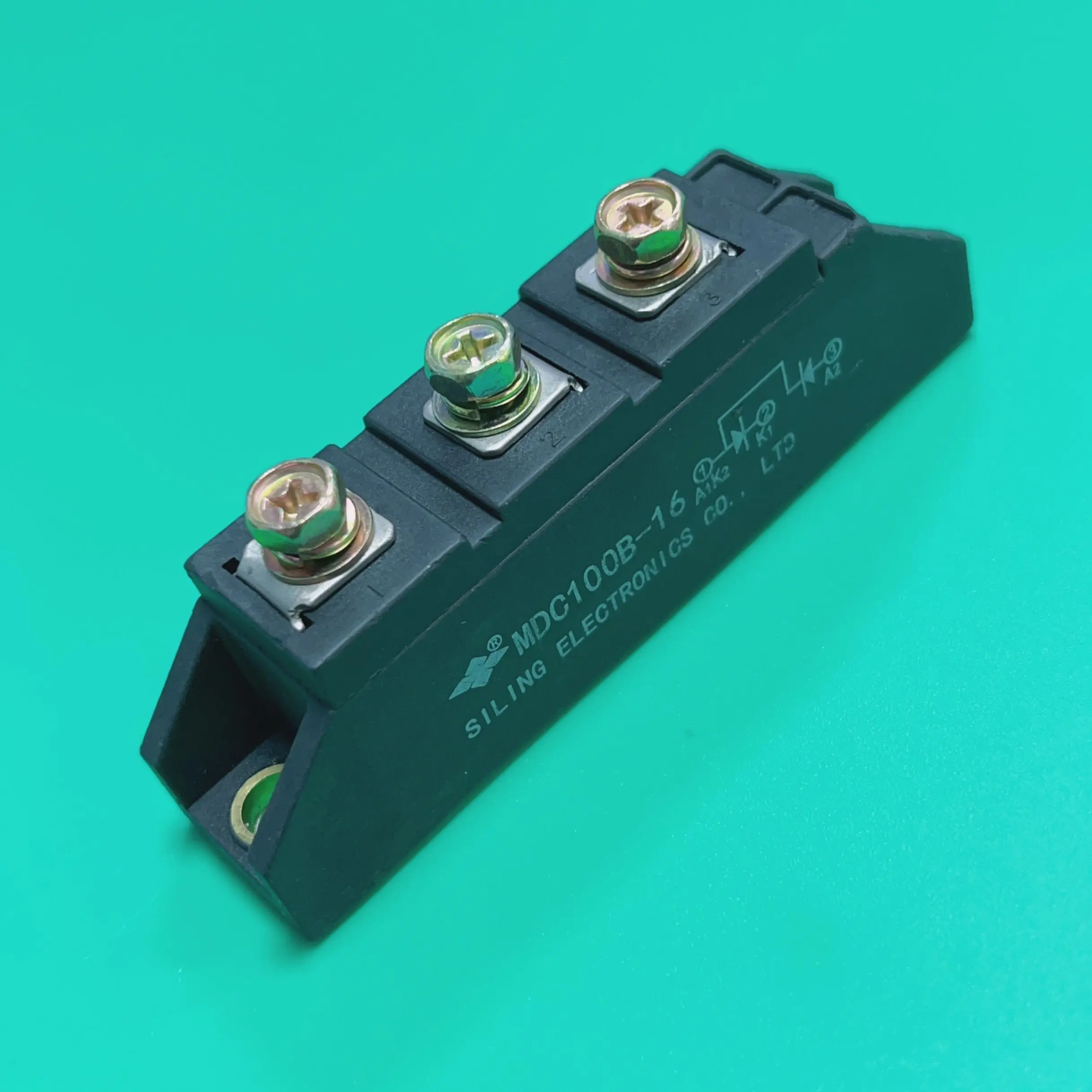 

MDC100B-16 IGBT MDC100 B-16 Power Diode Module MDC100 series are designed for various Rectifier circuits MDC100B16 MDC 100B-16