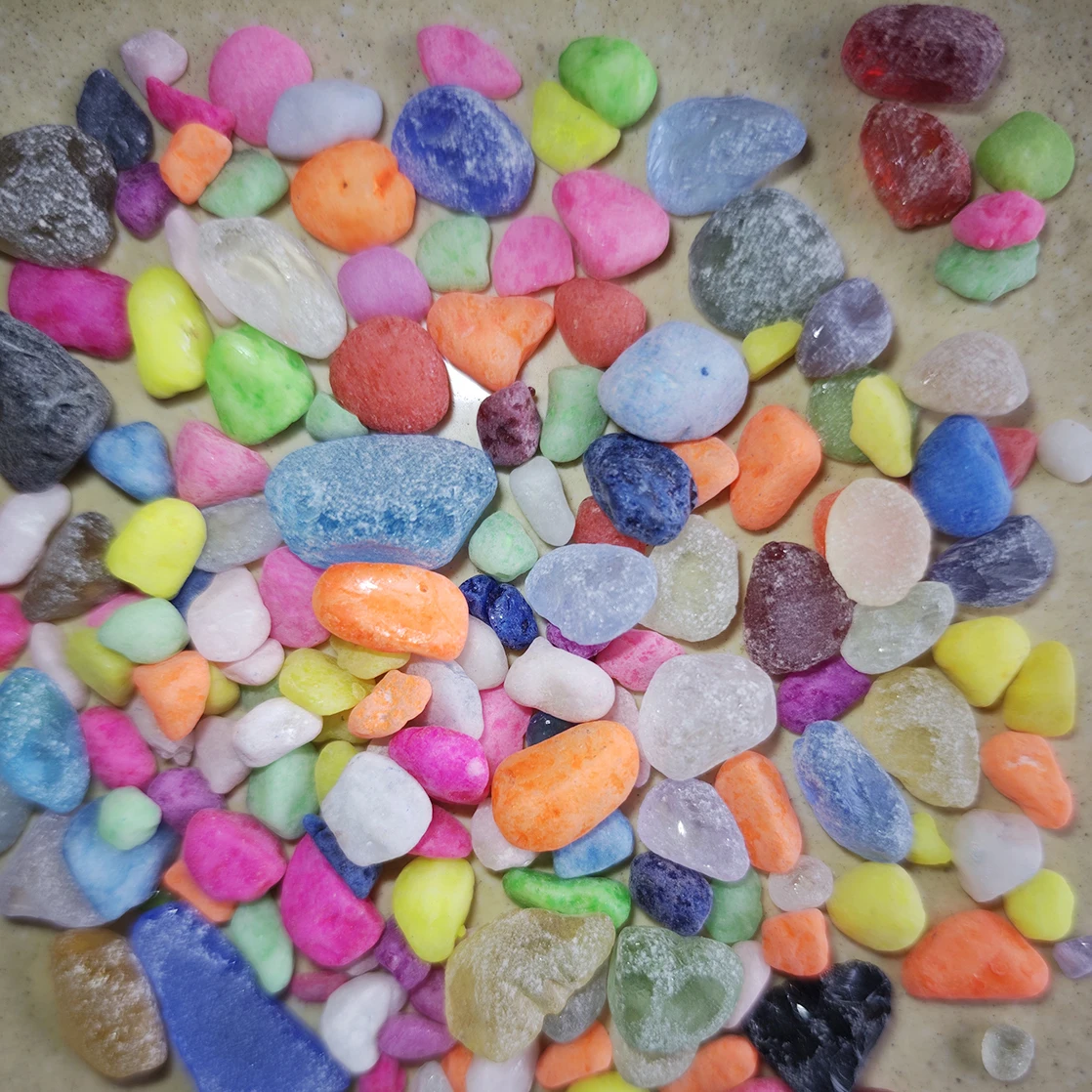 Natural Decorative Pebbles for Aquarium, Garden, and Lawn Enhancement - 200g