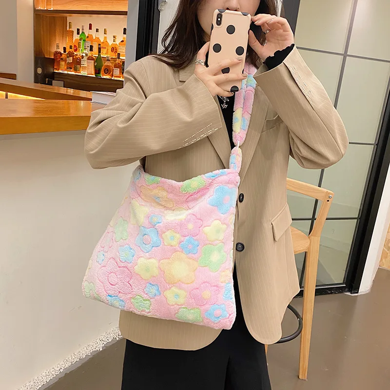 Fashion Flowers Shoulder Crossbody Bags For Women Soft Plush Shopper Totes Female Large Capacity Handbag Warm Fluffy Bucket Bags
