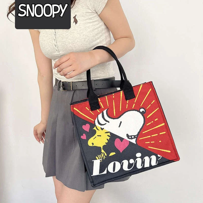 

2024 Miniso Snoopy сумка Kawaii мультфильм большой емкости шелковая сумка просторная Студенческая мультяшная Сумка-тоут женская Портативная сумка для покупок