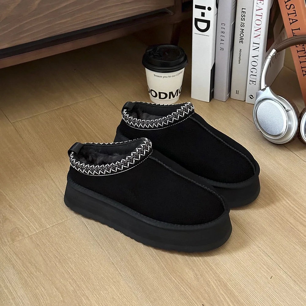 

Winter New Design Thickened Sole Boots Ethnic Embroidery Warm Wool Sheepskin Snow Boots Wool platform slippers