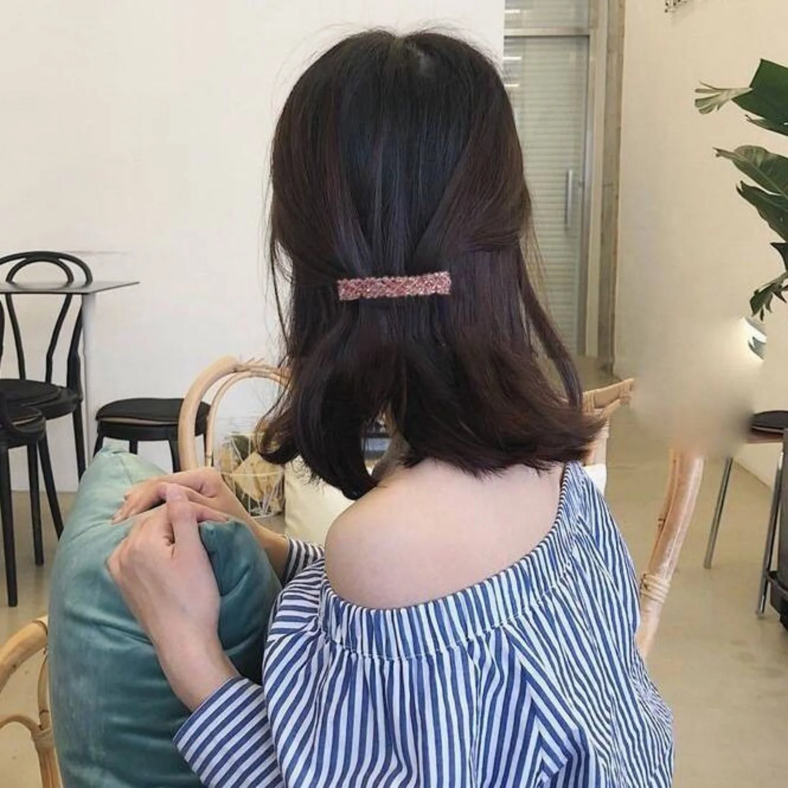 1PC Colorful Rhinestone Hair Clips: Sparkling Crystal Barrettes for Women, Trendy Hair Accessories to Elevate Any Look