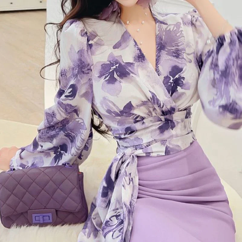 2024 New Summer KPOP Fashion Style Aesthetic Loose Office Lady Women's Shirt Print Sexy Mixed Cotton V Neck Long Sleeve Y2K Tops 2023 new vintage mixed color shiny silk scarf neck women s slender style dark wind jk tassel scarfs