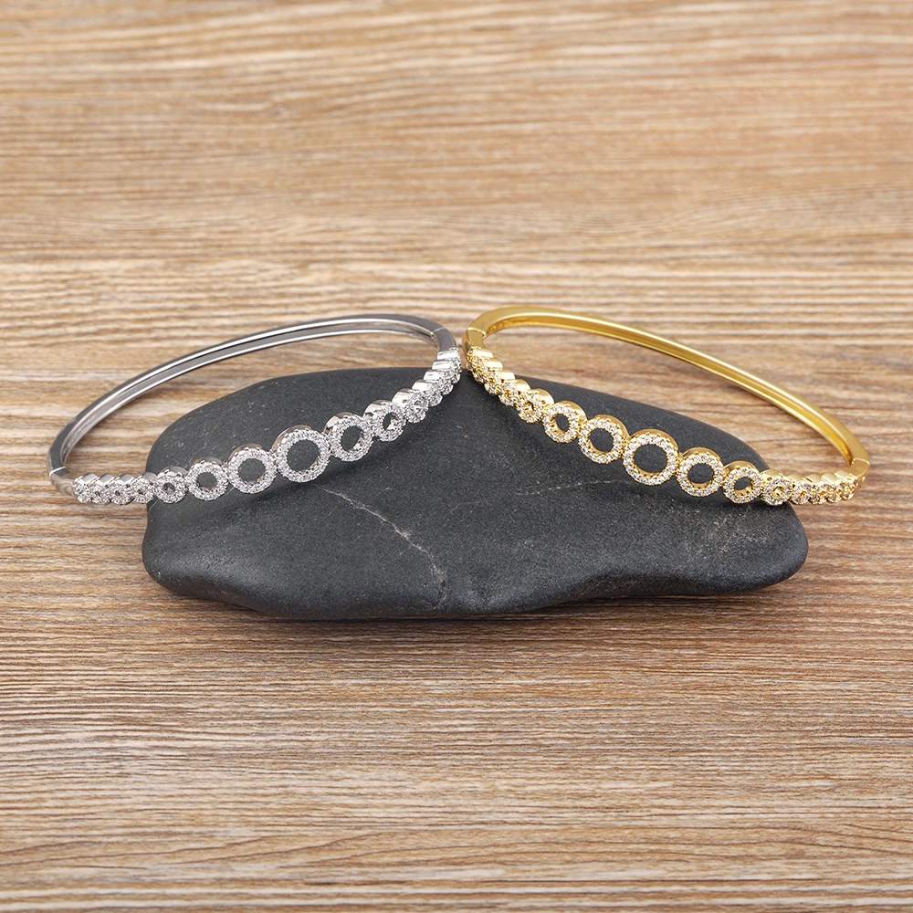 Nidin Light Luxury Simple Circles Connection Zircon Bracelet