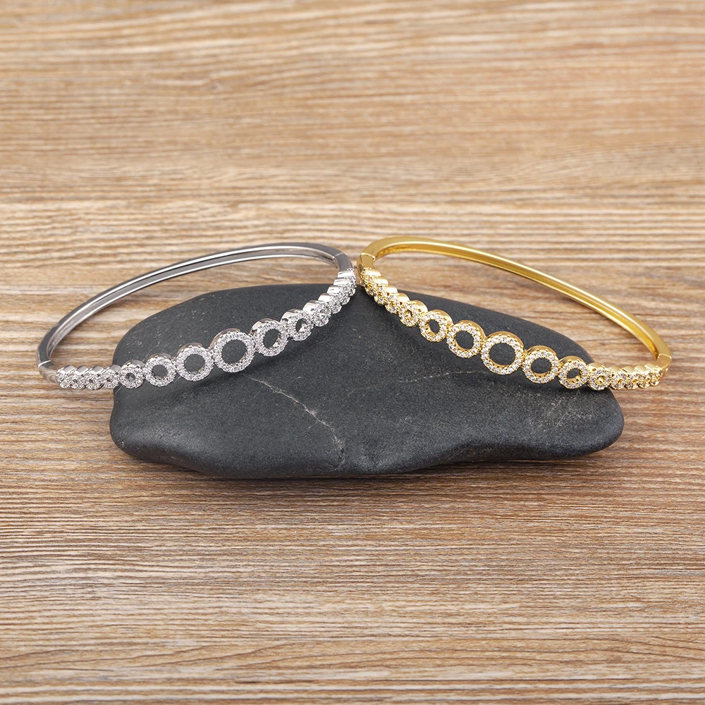 SPE Gold -Simple Style Gold Bracelets - Poonamallee