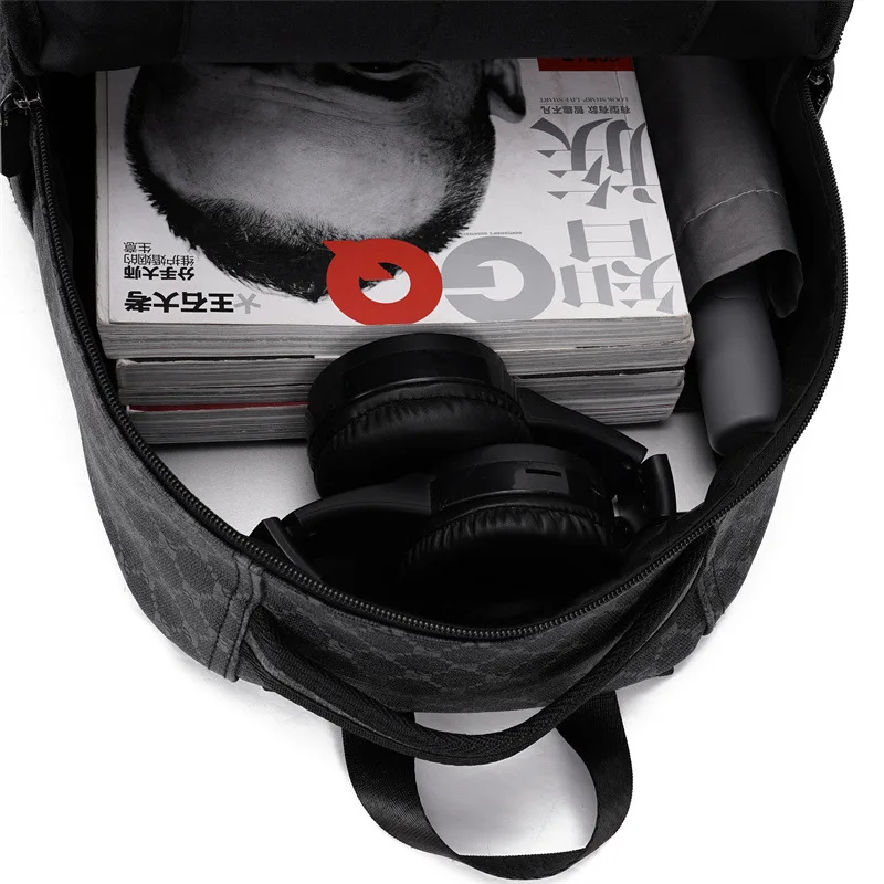 High School and College Man's Large Capacity Men Backpack Schoolbag for Travel Sport