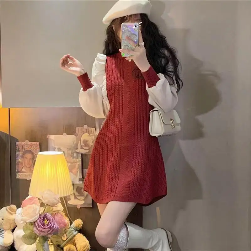 

2023 Korean Version of The New Temperament Red Christmas Dress Xiaoxiang Knitted Twist Fake Two-piece Milk Bottoming Dress Full