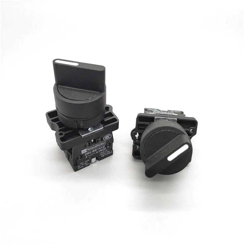 Xb2-Ed21 Xb2-Ed25 Xb2-Ed33 Xb2-Ed33 2/3 Posizioni 1 N0/1Nc E 1No/2No Chiusura Autobloccante/Selettore Momentaneo Interruttore A Pulsante