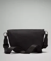 Micro 2L Crescent Moon Bag for Women and Men, Fashion Nylon Folding Single Shoulder Bag Suitable for Exercise/Running/Hiking 2
