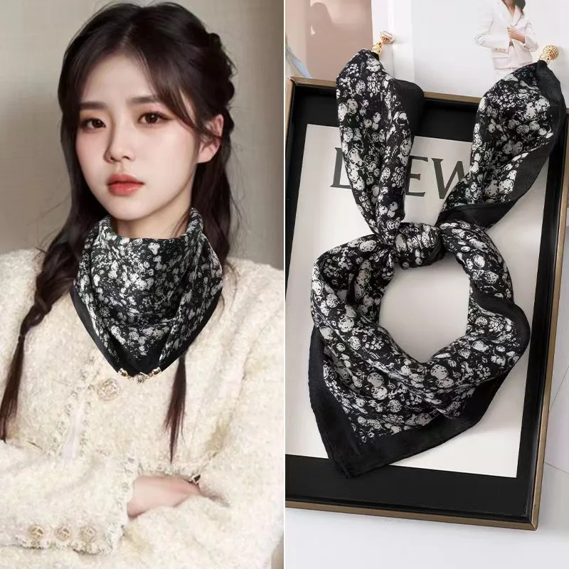Women's Cotton Scarf Magnetic Button Square Triangle Spring Autumn Winter Western Style