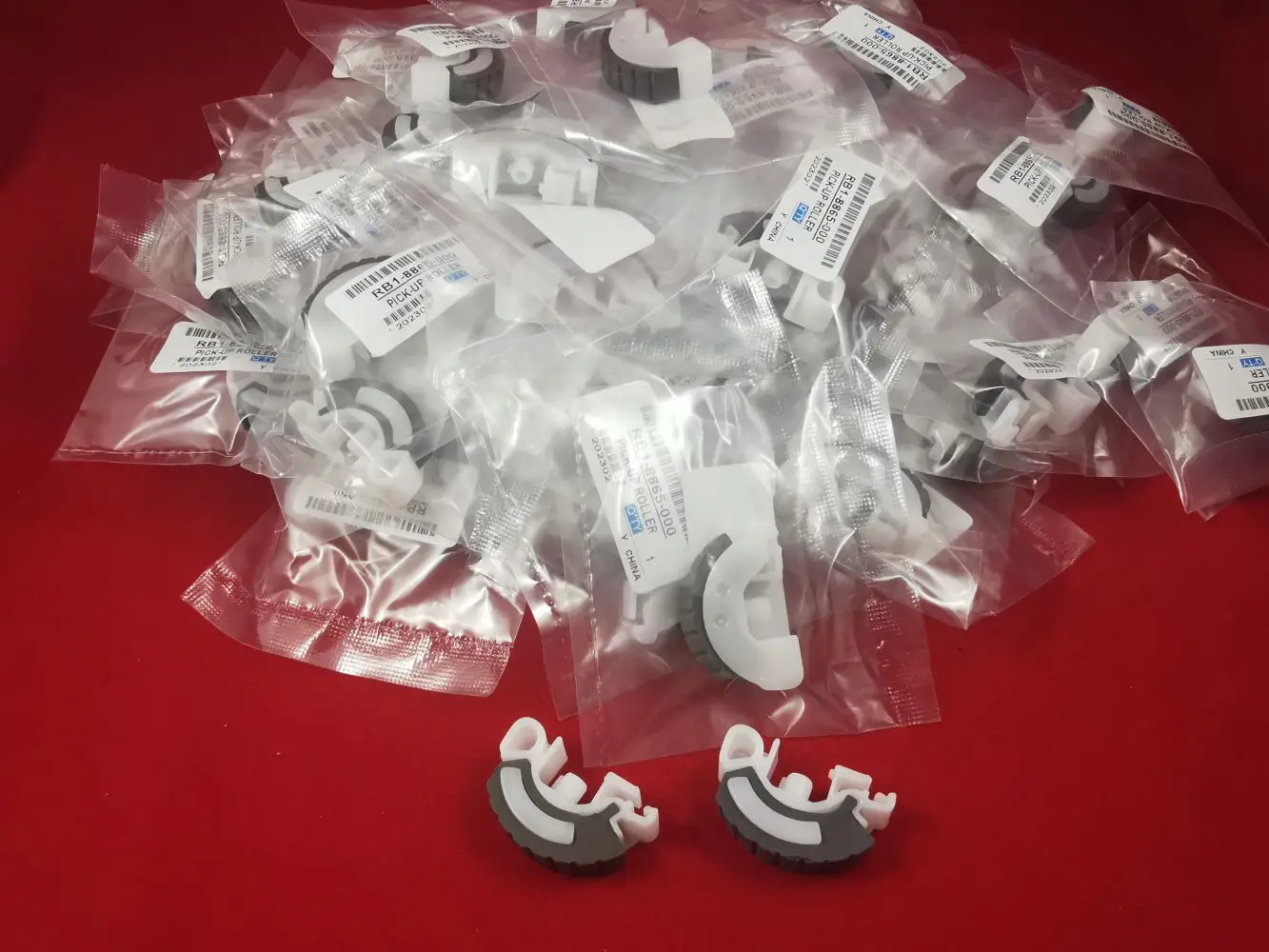 

New 100pcs D Shape Pickup Roller Feed Roller for HP LaserJet 4000 4050 4100 RB1-8865 Paper Jam Repair